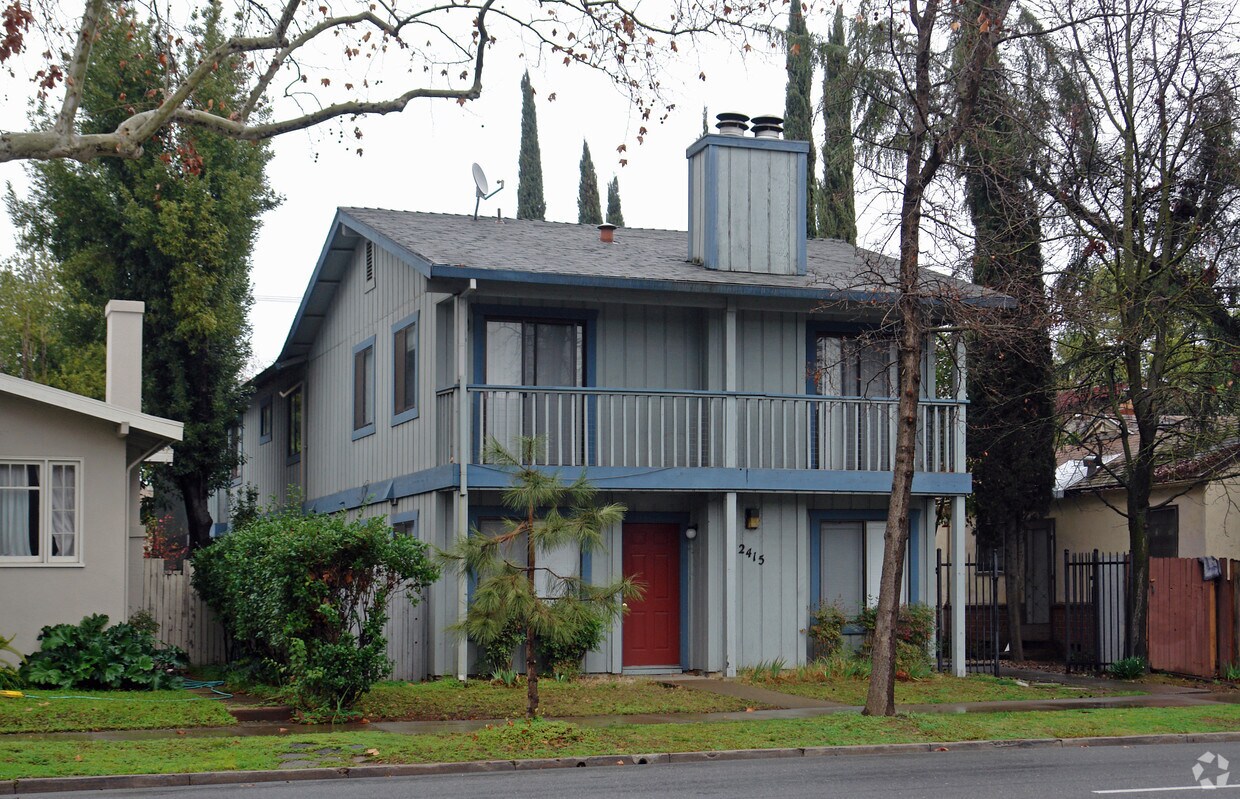 Foto del edificio - 2415 W St