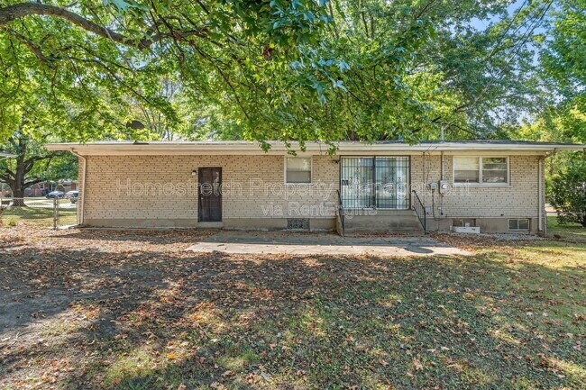 Foto del edificio - 2220 Argo Dr