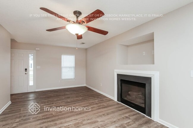 Building Photo - 128 Hampshire Dr
