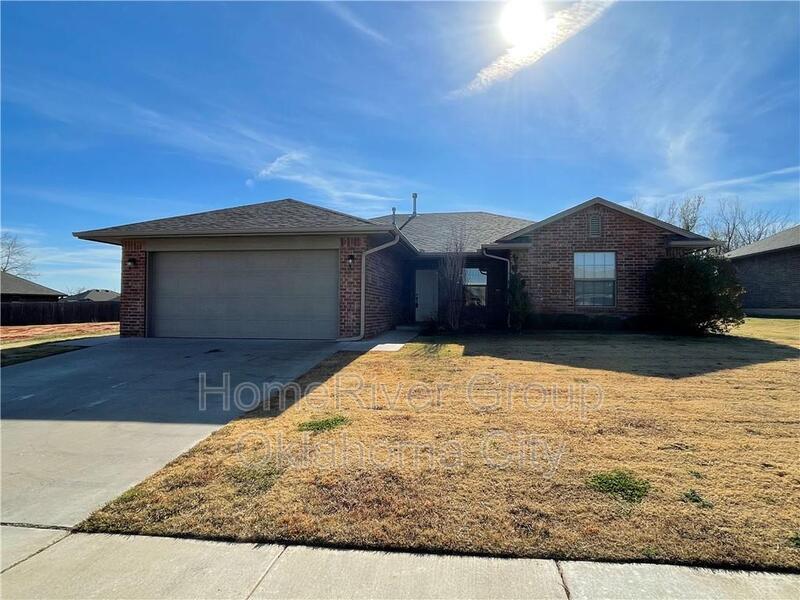 1504 SE 6th St, Moore, OK 73160 House Rental in Moore, OK