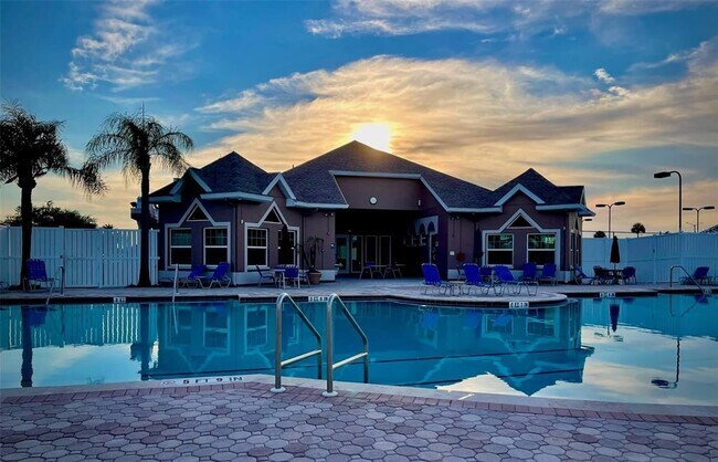 Foto del edificio - 6511 Rock Bridge Ln