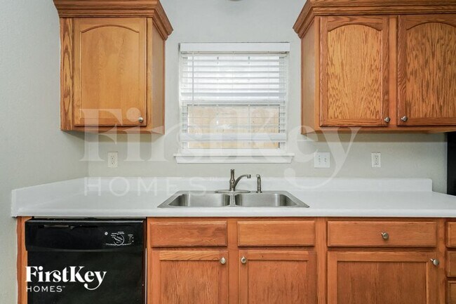 Foto del edificio - 4150 Candy Apple Blvd