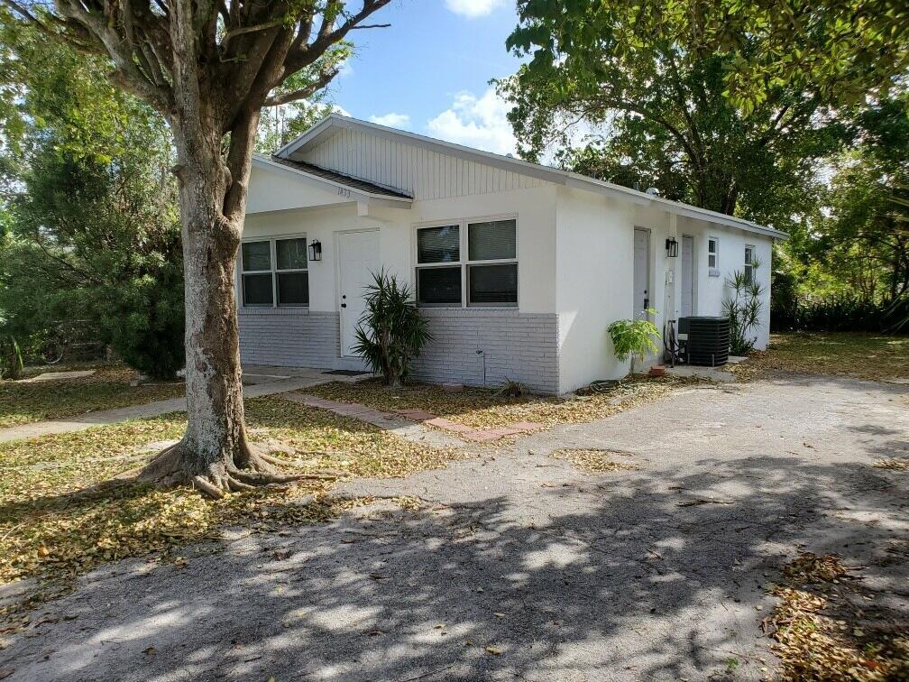 1433 Silver Beach Rd, Riviera Beach, FL 33404 House Rental in Riviera