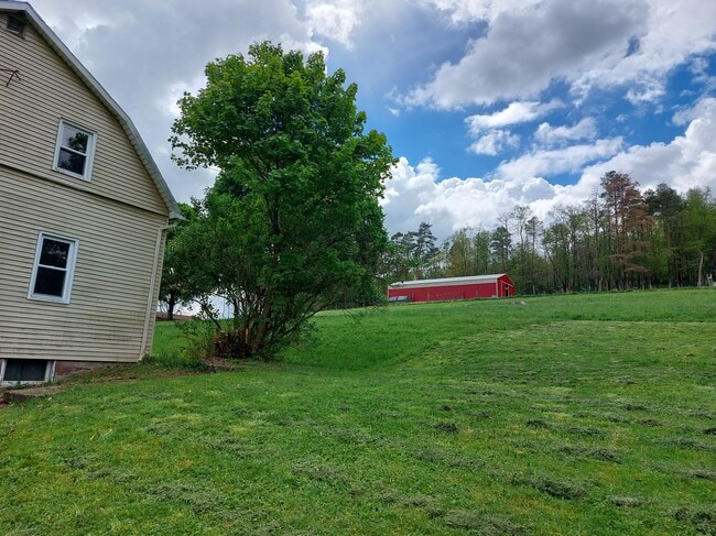 Unit A - 6201 Garvers Ferry Rd