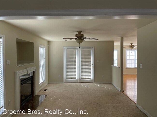 Building Photo - 4 br, 2.5 bath House - 2031 Mountain Rd