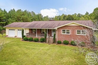 Building Photo - 2198 NC-561