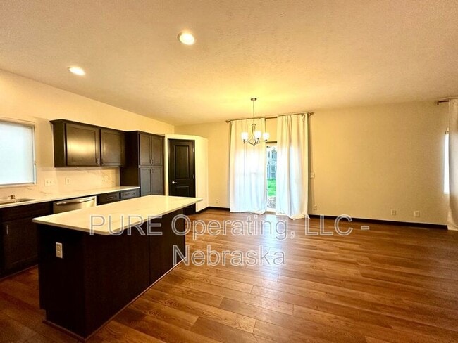 Building Photo - 20807 Clark Street