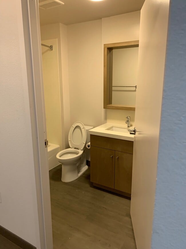 Building Photo - 7000 Hawaii Kai Dr