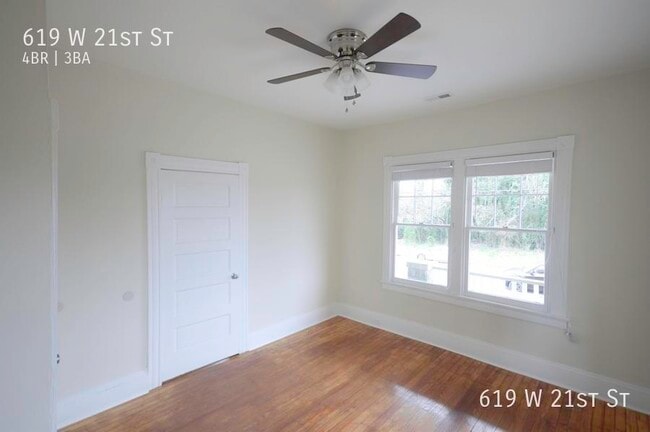 Building Photo - Renovated 4 Bed NEXT TO BELLE ISLE!!!!