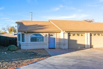 Building Photo - 8509 E Leigh Dr