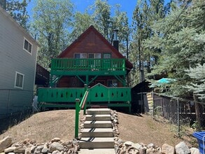 Building Photo - 42607 Willow Ave