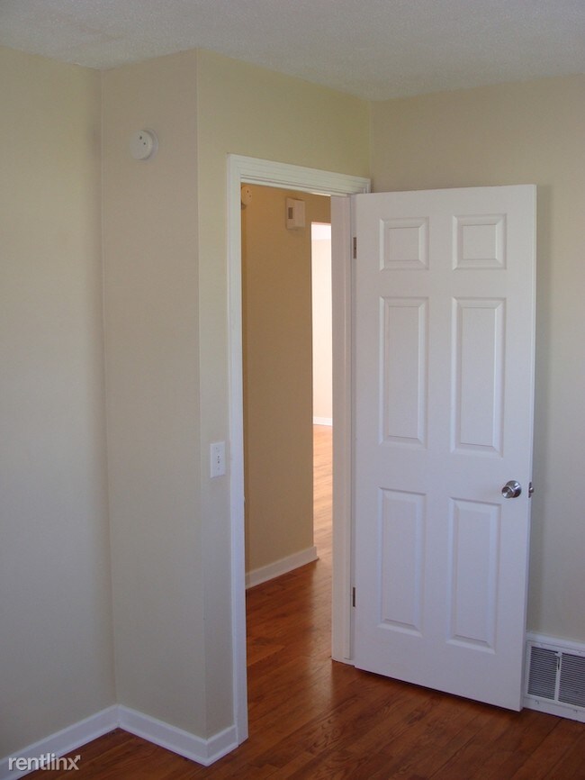 Foto del edificio - 7633 Harold Ave