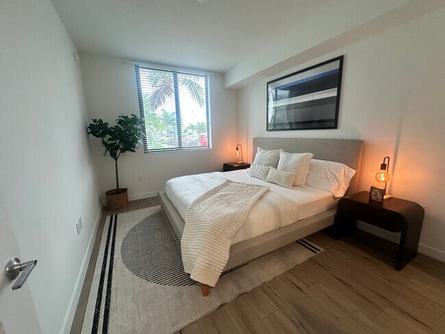 Foto del edificio - 610 NE 1st Pl