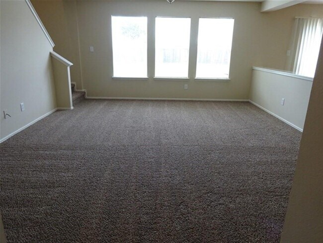 Foto del edificio - 5914 W Harrow Dr