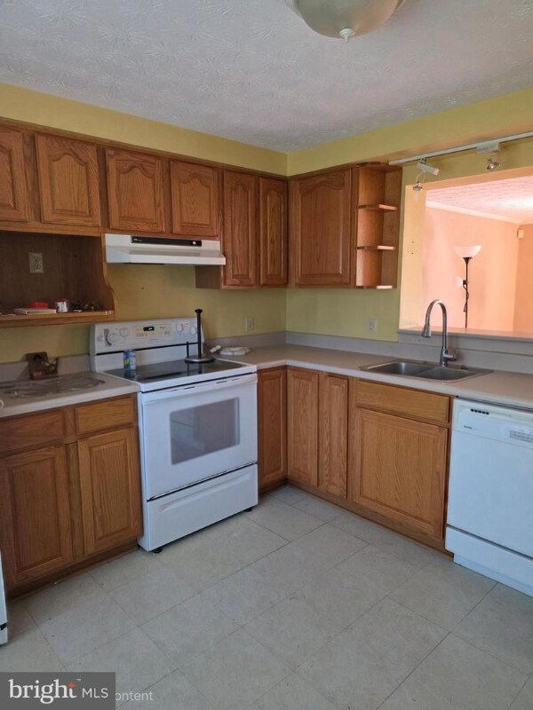 Building Photo - 8530 Castlemill Cir