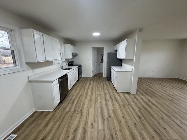 Foto del edificio - 5332 Hicone Rd