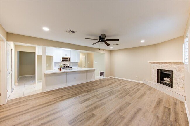 Foto del edificio - 25507 Glen Loch Dr