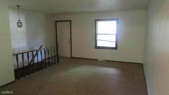 Building Photo - 3 br, 1 bath  - 4119 Creely Ct NW Creely 4119