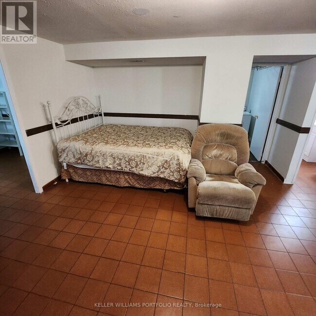 Photo du bâtiment - 2675 Sherhill Dr