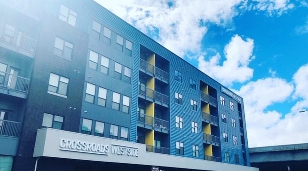 Building Photo - Crossroads Westside