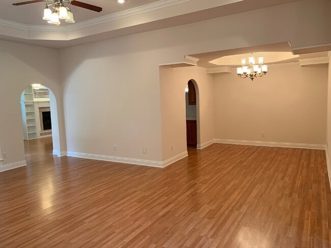 Foto del edificio - 602 SE Cambridge Pl