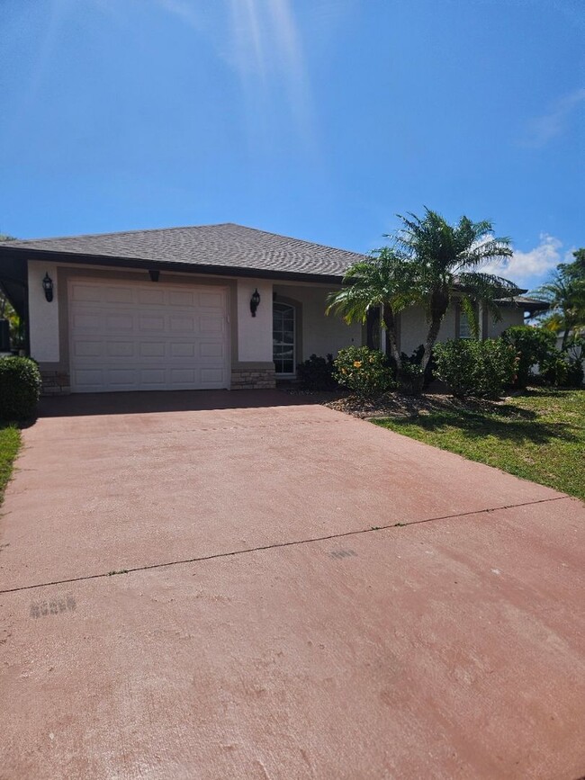 Building Photo - 54 Palmetto Dr