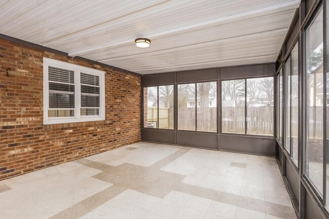 Foto del edificio - 207 E Pecan Valley St