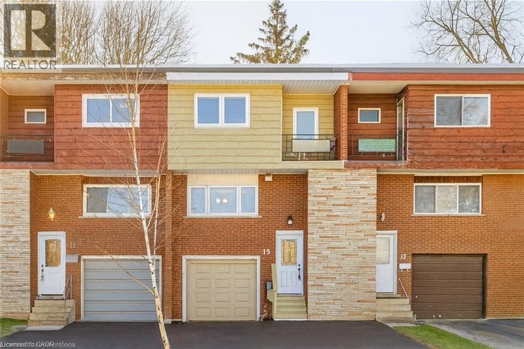 Primary Photo - 15 Greenbrook Dr