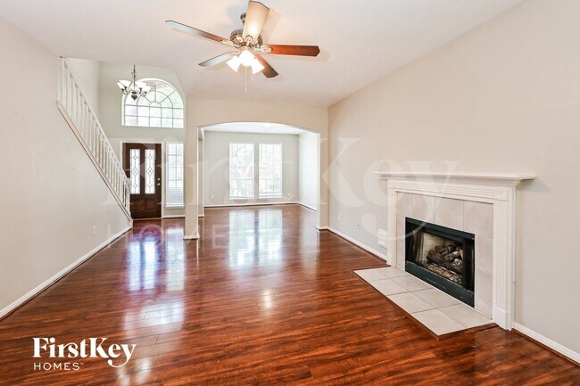 Foto del edificio - 2614 Spring Bend Dr