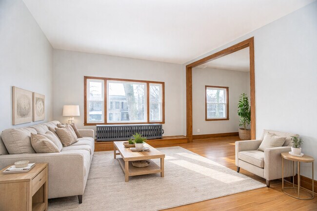 Foto del edificio - 1330 W Norwood St