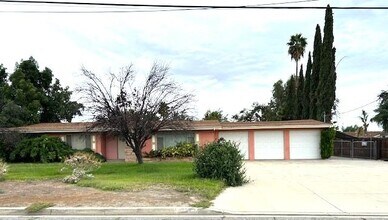 Building Photo - 1777 E Oakland Ave