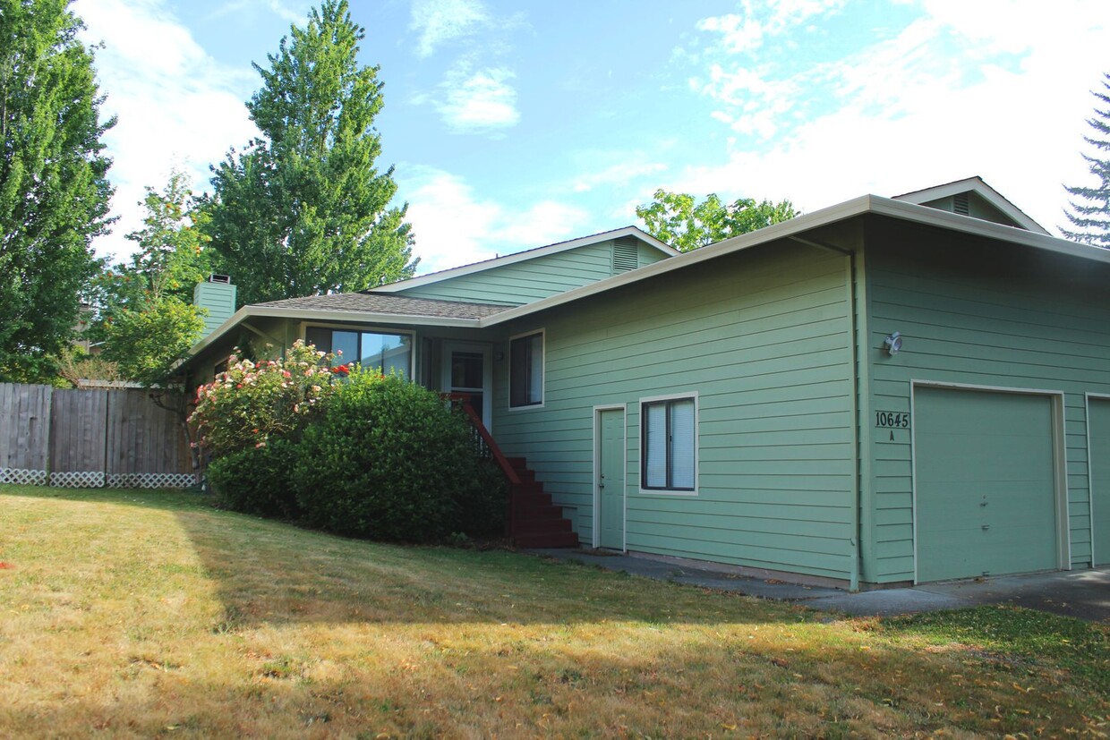 $100O OFF 1ST FULL MONTH'S RENT IF MO... - $100O  OFF  1ST  FULL MONTH'S  RENT IF  MO...