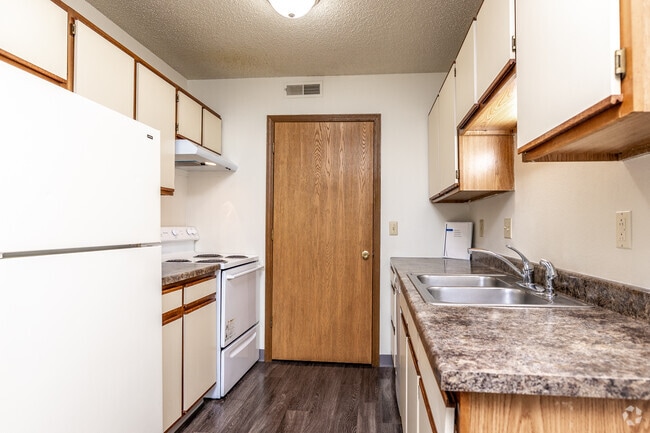 Interior Photo - Raintree Apartments