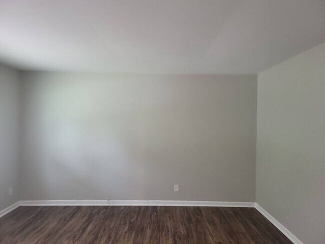 Building Photo - 2560 Foxlair Trail