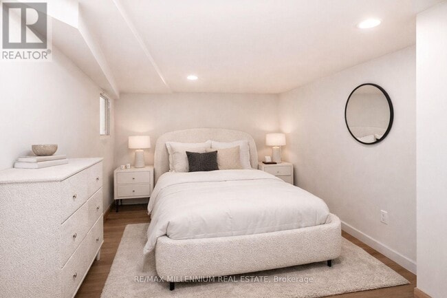 Building Photo - 533 Beresford Ave