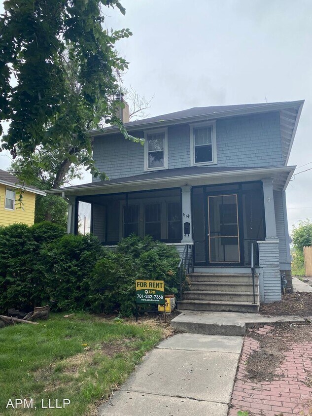 Foto principal - 3 br, 1 bath House - 1114 14th St N