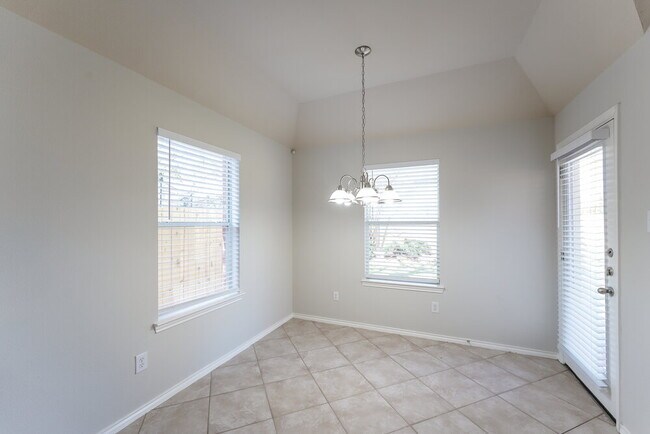 Foto del edificio - 28506 Carly Cove Ln