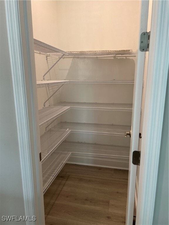 Foto del edificio - 2063 Grove Dr