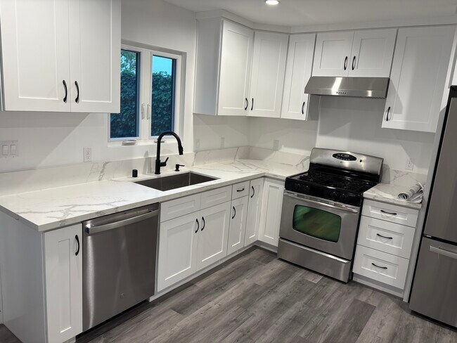 Foto del edificio - 233 N Mar Vista Ave