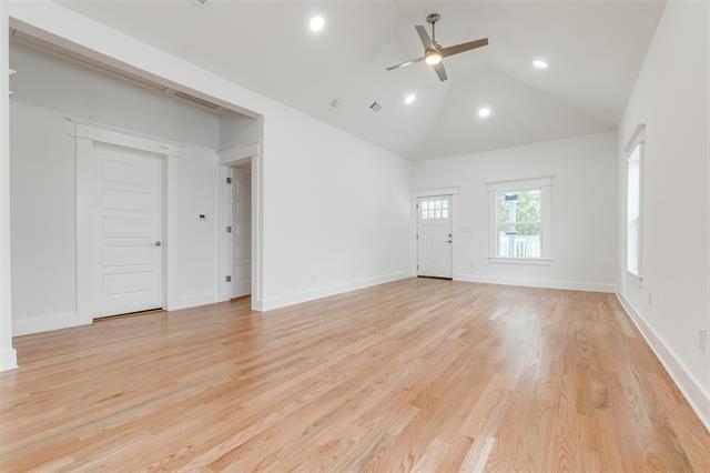 Foto del edificio - 525 Neches St