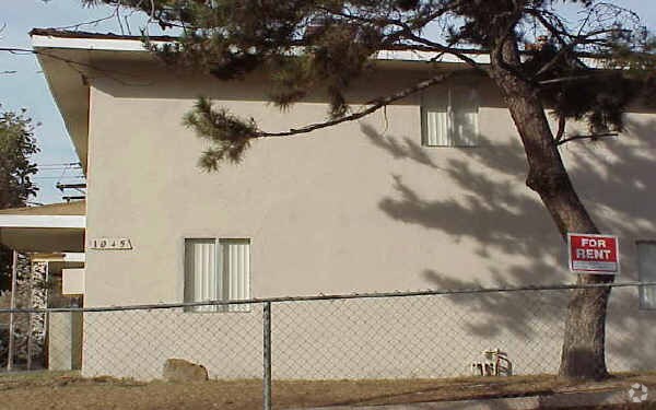 Foto del edificio - 1045 N Sacramento