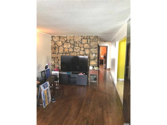 Foto del edificio - 50-45 65th St