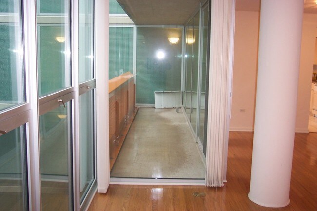 Foto del edificio - 1580 Sherman Ave
