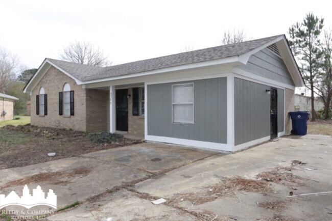 Building Photo - 2755 Norwood Cove