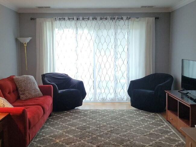 Building Photo - 105 Arlington Ave