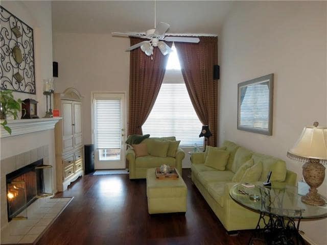 Building Photo - 7049 Van Gogh Dr