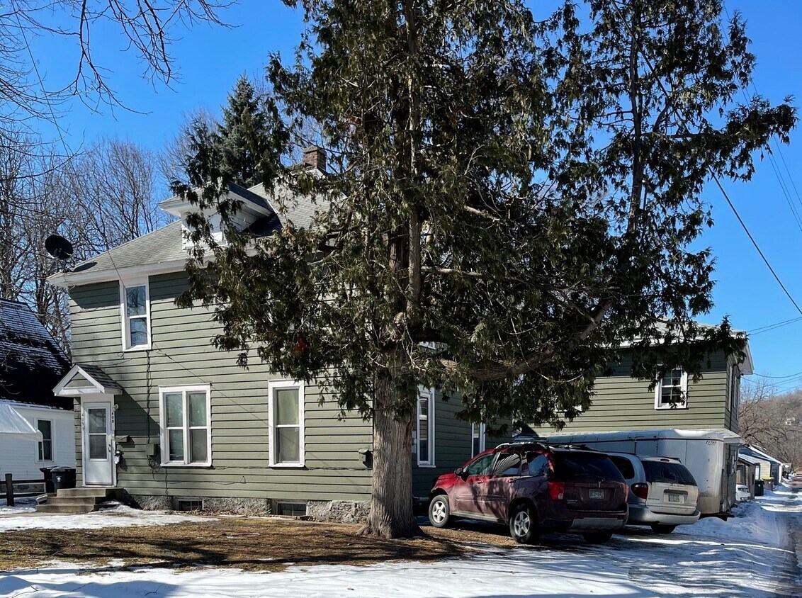 409 Sherman St, North Mankato, MN 56003 Townhouse for Rent in North Mankato, MN