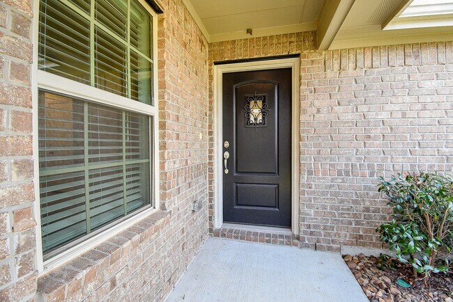 Building Photo - 18979 Buckley Oak Dr