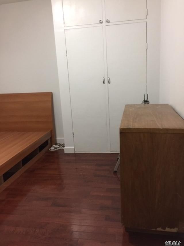 Foto del edificio - 76-10 88th Ave