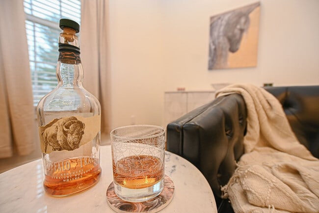 Building Photo - 1645 Burks Branch Rd